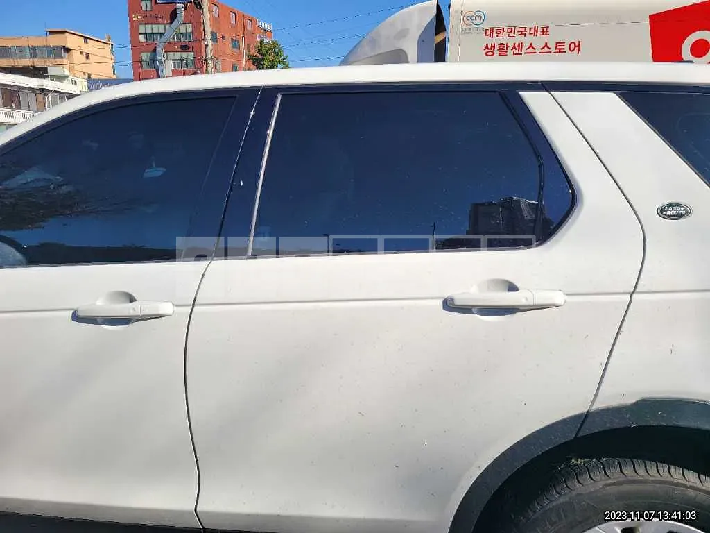 Photo 2 of 41: 2020 Land Rover Discovery Sports D150, VIN SALCA2BN6LH853564 — Korean insurance auction