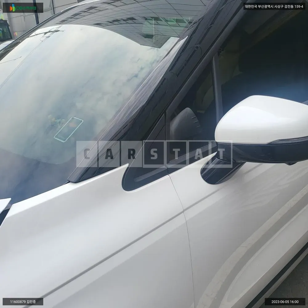 Photo 2 of 13: 2023 Kia Carnival, VIN KNANE813BPS305743 — Korean insurance auction
