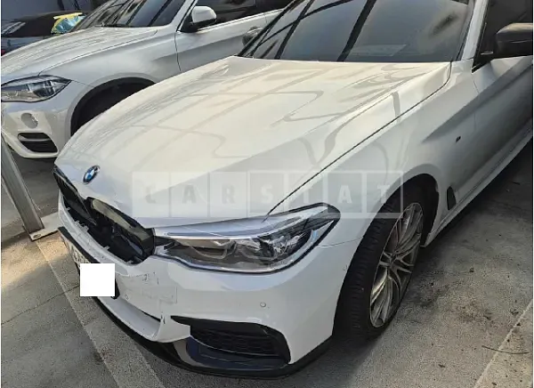 Photo 2 of 42: 2017 BMW 520d xDrive — Korean insurance auction
