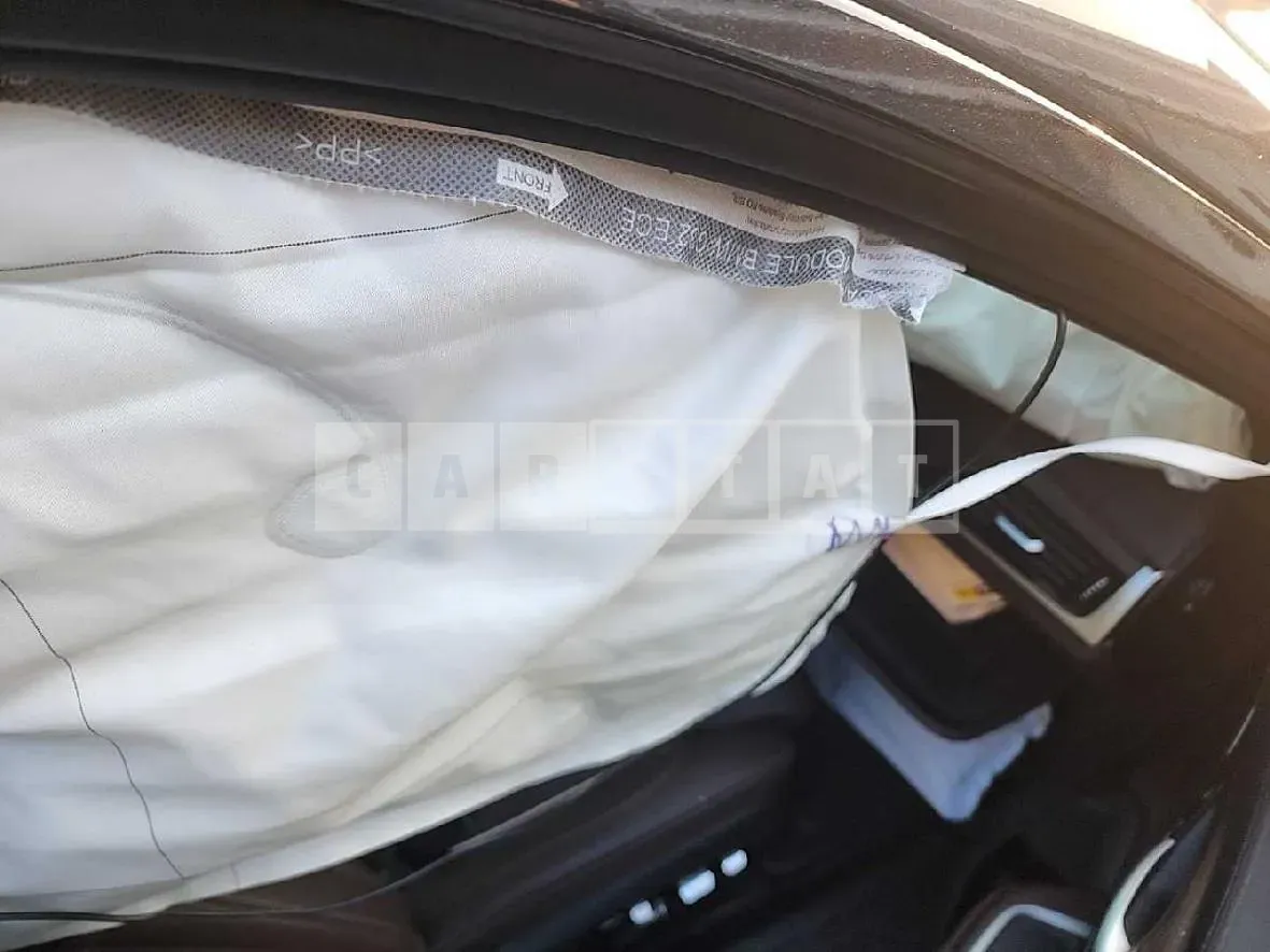 Photo 2 of 17: 2020 BMW 630i xDrive, VIN WBA61CC07MCF61059 — Korean insurance auction