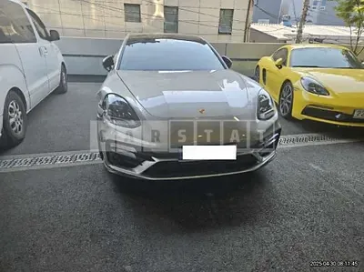 Photo 1 of 37: 2022 Porsche Panamera 4 e-Hybrid — Korean insurance auction