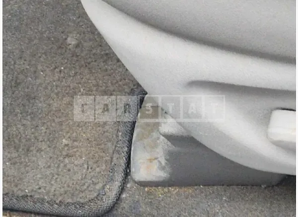 Photo 2 of 14: 2019 Kia Carnival — Korean insurance auction