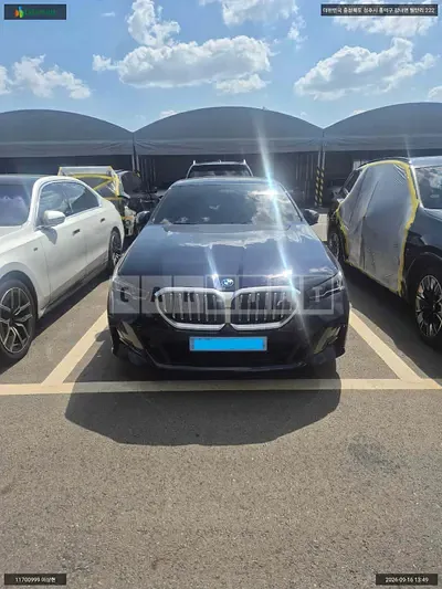 2026 BMW i5 eDrive40
