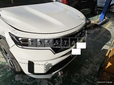 Photo 1 of 45: 2023 Kia Sorento — Korean insurance auction