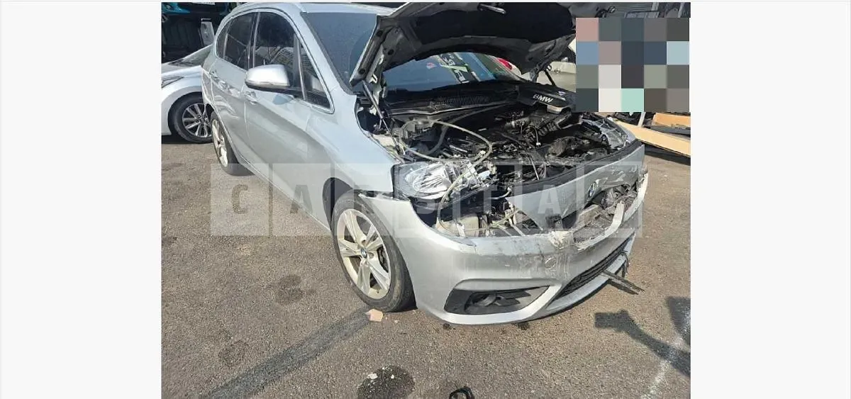 Photo 2 of 30: 2016 BMW Active Tourer — Korean insurance auction