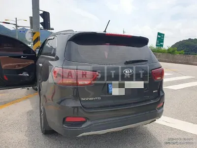 Photo 1 of 11: 2017 Kia Sorento 2.0, VIN KNAPS81ABJA411230 — Korean insurance auction