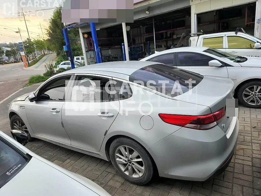 Photo 2 of 6: 2016 Kia K5, VIN KNAGS416BGA092766 — Korean insurance auction