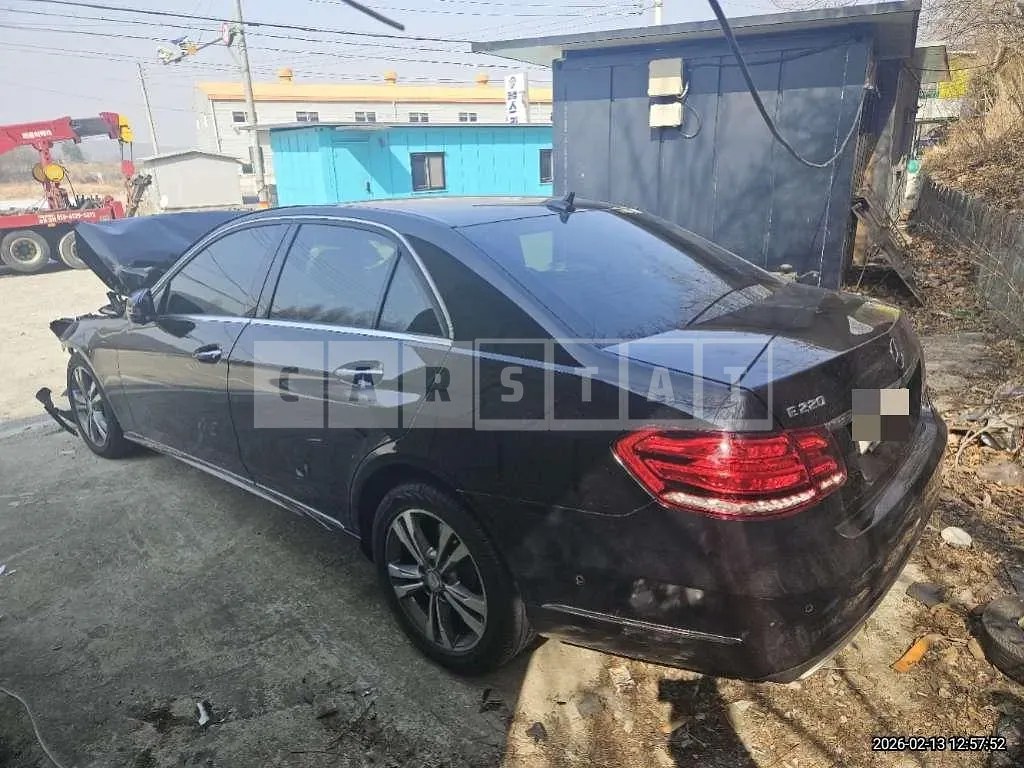 Photo 2 of 13: 2015 Mercedes-Benz E220 BlueTec — Korean insurance auction