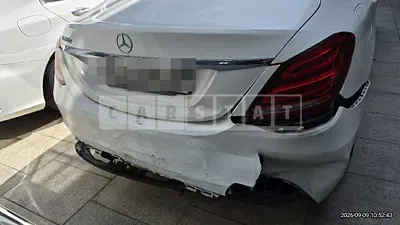 Photo 1 of 13: 2015 Mercedes-Benz C200 d — Korean insurance auction