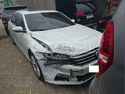 Photo 1 of 10: 2018 Volkswagen Passat 2.0 TSI — Korean insurance auction