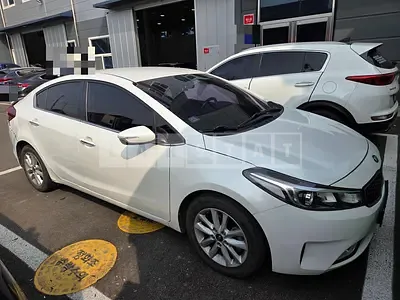 Photo 1 of 7: 2016 Kia Kz — Korean insurance auction