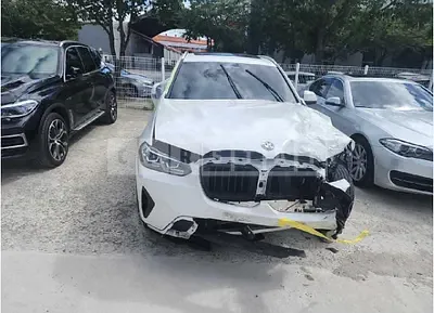 Photo 1 of 18: 2022 BMW X3 xDrive30e — Korean insurance auction