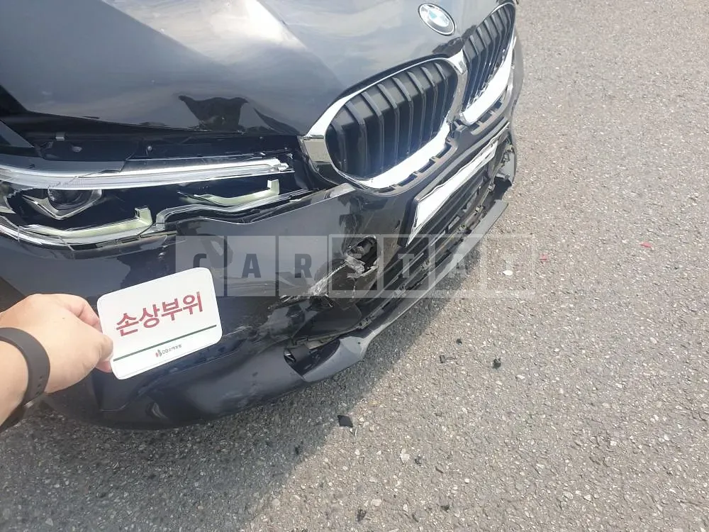 Photo 2 of 16: 2019 BMW 320d, VIN WBA5V7104KAH88843 — Korean insurance auction