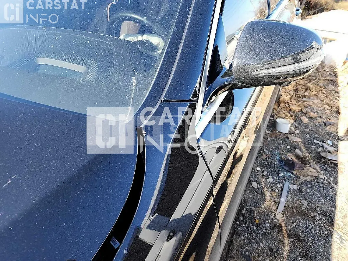 Photo 2 of 27: 2020 Mercedes-Benz E 300 4Matic, VIN W1KZF4KB0LA821616 — Korean insurance auction