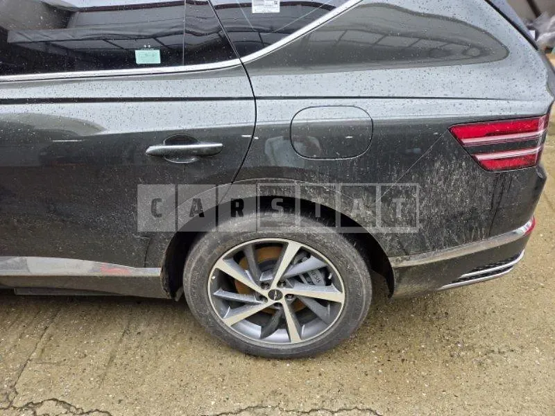 Photo 2 of 29: 2024 Genesis GV80, VIN KMTHA81BDRU240368 — Korean insurance auction