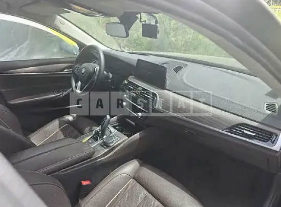 Photo 2 of 17: 2019 BMW 530i xDrive Luxury — Korean insurance auction