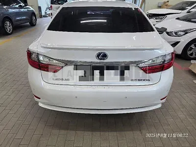 Photo 1 of 19: 2016 Lexus ES300h — Korean insurance auction