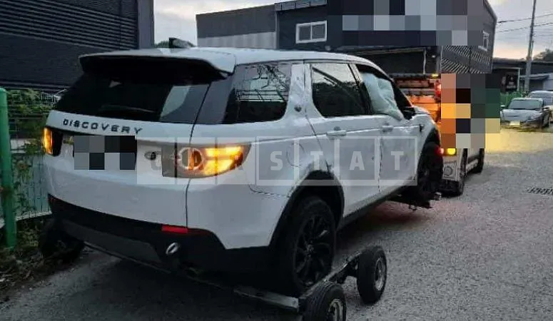 Photo 2 of 9: 2017 Land Rover Discovery Sport 2.0d — Korean insurance auction