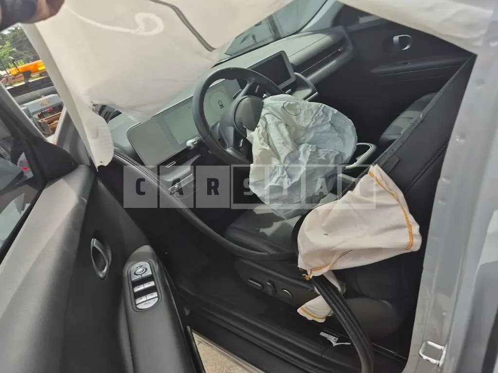Photo 2 of 14: 2022 Hyundai IONIQ 5 — Korean insurance auction