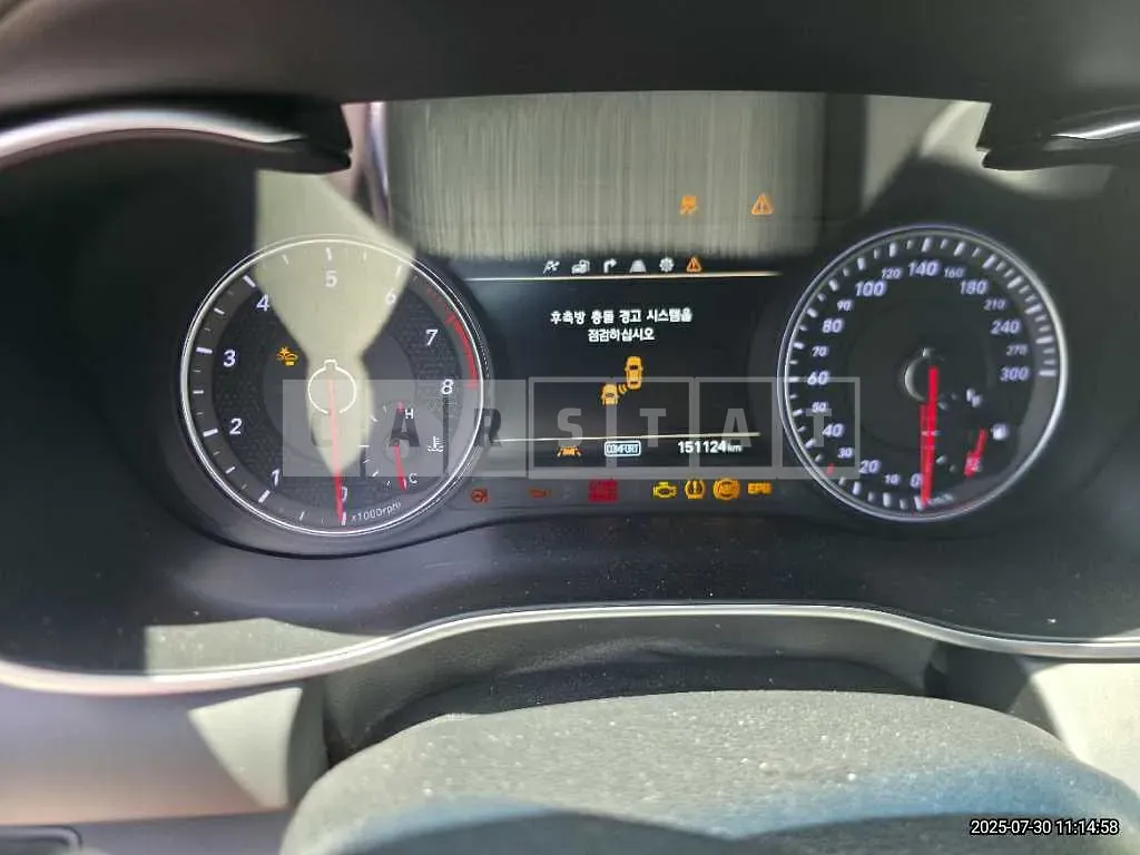Photo 2 of 17: 2019 Genesis G70 2.0T AWD — Korean insurance auction