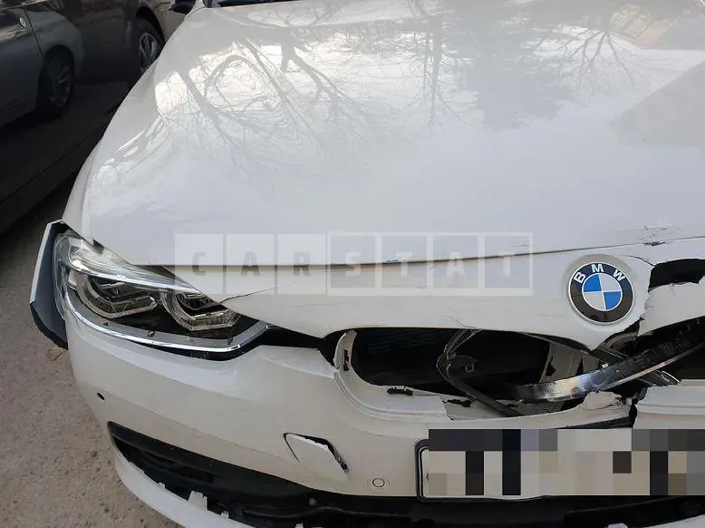 Photo 2 of 9: 2018 BMW 320d WLTP — Korean insurance auction