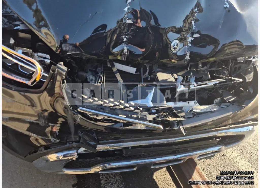 Photo 2 of 22: 2021 Mercedes-Benz GLC300e 4Matic — Korean insurance auction