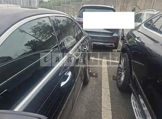 Photo 2 of 17: 2017 Mercedes-Benz E 200 — Korean insurance auction