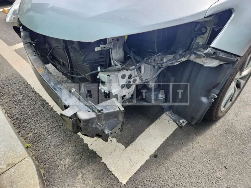 Photo 2 of 37: 2015 Toyota Camry — Korean insurance auction
