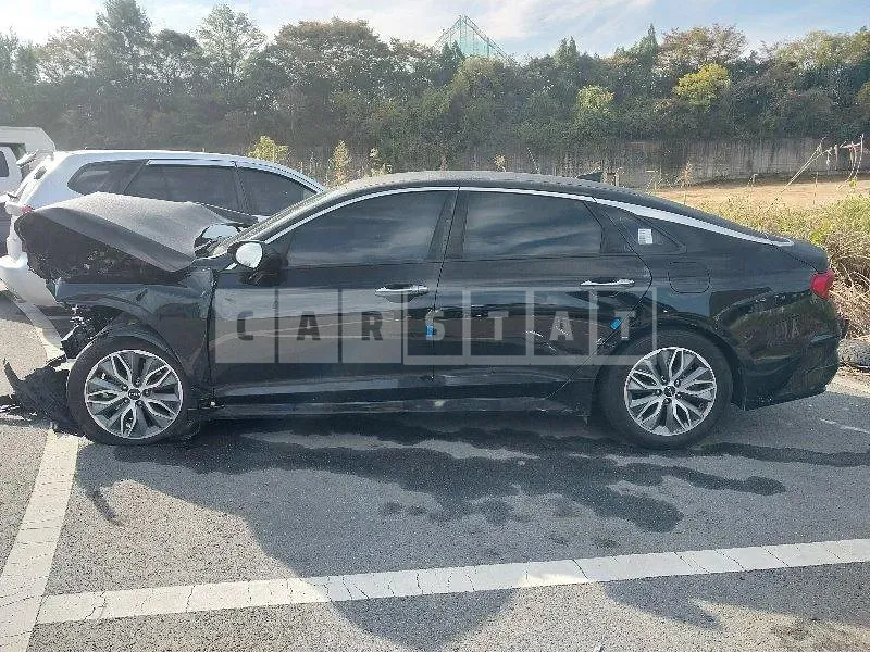 Photo 2 of 45: 2023 Kia K5 Hybrid — Korean insurance auction