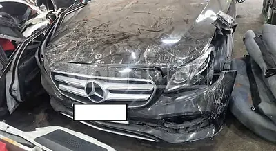 Photo 1 of 14: 2018 Mercedes-Benz E220d 4Matic, VIN WDDZF0FB5JA461839 — Korean insurance auction