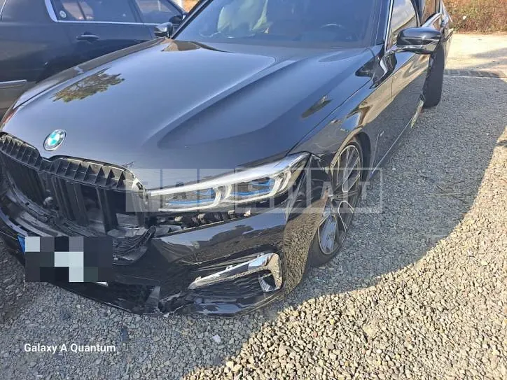 Photo 2 of 56: 2021 BMW 740Li xDrive — Korean insurance auction