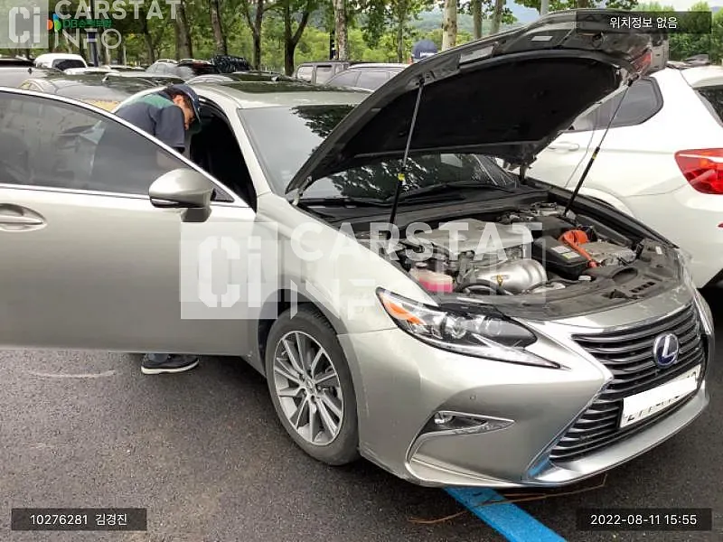 Photo 2 of 9: 2018 Lexus ES300h, VIN JTHBW1GG7J2178914 — Korean insurance auction