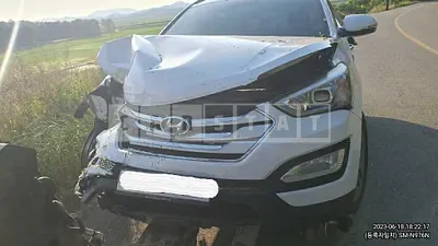 Photo 1 of 7: 2015 Hyundai Santa Fe, VIN KMHSW81UBFU319681 — Korean insurance auction