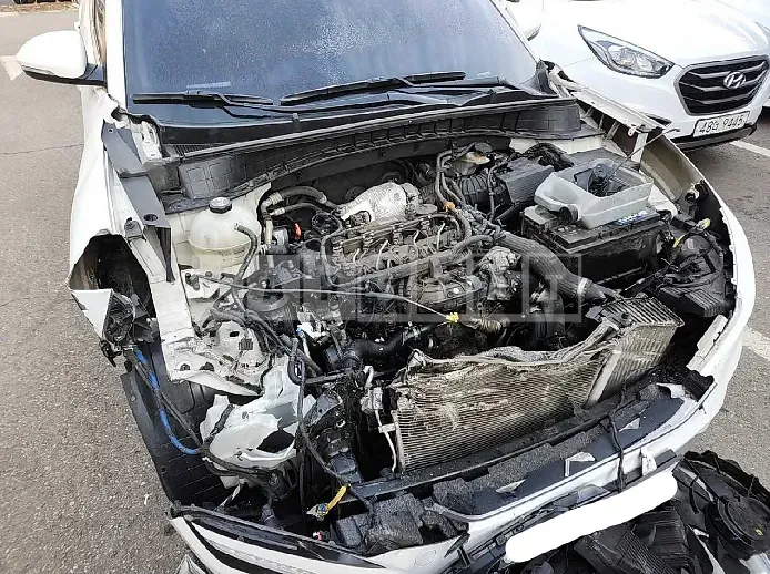 Photo 2 of 14: 2018 Hyundai Tucson, VIN KMHJ381ABJU524222 — Korean insurance auction