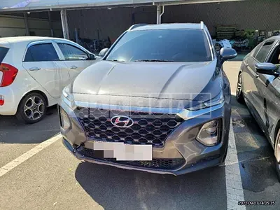 Photo 1 of 29: 2018 Hyundai Calm Santa Fe 2.2 (4WD) — Korean insurance auction