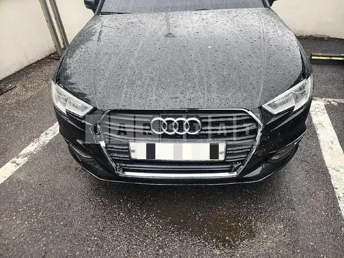 Photo 2 of 14: 2018 Audi A3 40 TFSI, VIN WAUZZZ8V4J1087220 — Korean insurance auction