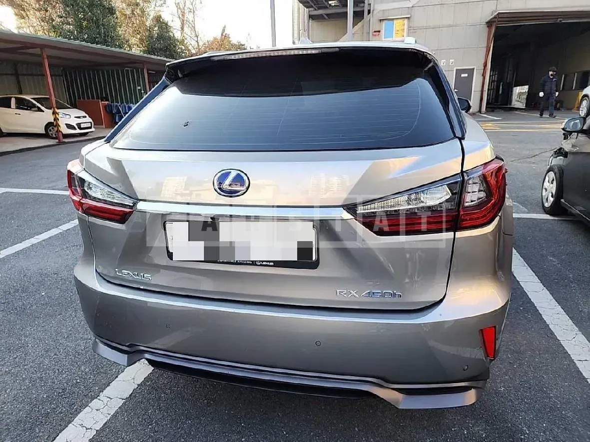 Photo 2 of 10: 2019 Lexus RX450h, VIN JTJBGMCA9K2049931 — Korean insurance auction