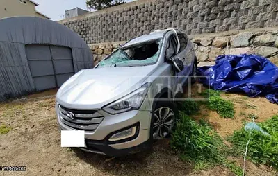 Photo 1 of 11: 2015 Hyundai Santa Fe — Korean insurance auction