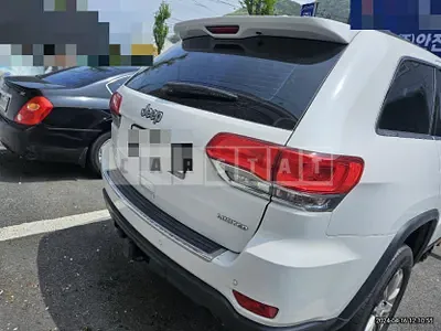Photo 1 of 8: 2016 Jeep Zip Grand Cherokee — Korean insurance auction
