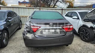 Photo 1 of 15: 2016 Toyota Camry — Korean insurance auction