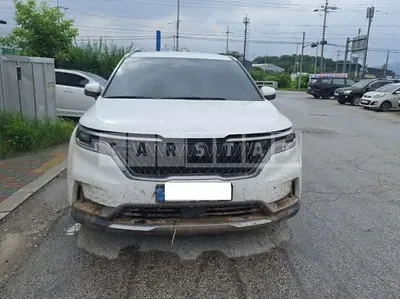 Photo 1 of 31: 2023 Kia Carnival — Korean insurance auction