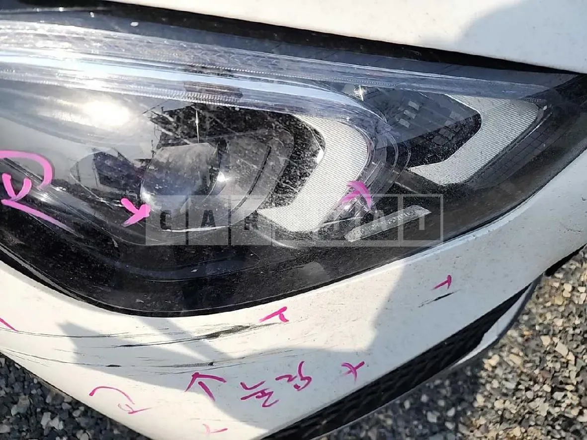 Photo 2 of 2: 2020 Mercedes-Benz (parts) GLE300 d 4Matic Headlamp, VIN W1NFB1KB3LA185127 — Korean insurance auction