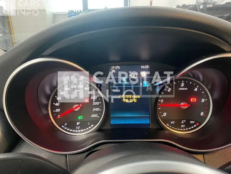 Photo 2 of 21: 2019 Mercedes-Benz C 220d, VIN WDDWF1EB5KR524953 — Korean insurance auction
