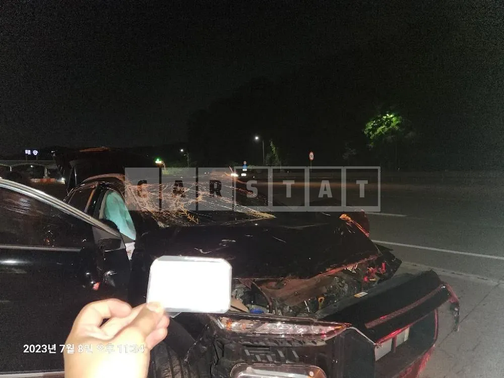 Photo 2 of 8: 2018 Hyundai Kona, VIN KMHK3816GJU262303 — Korean insurance auction