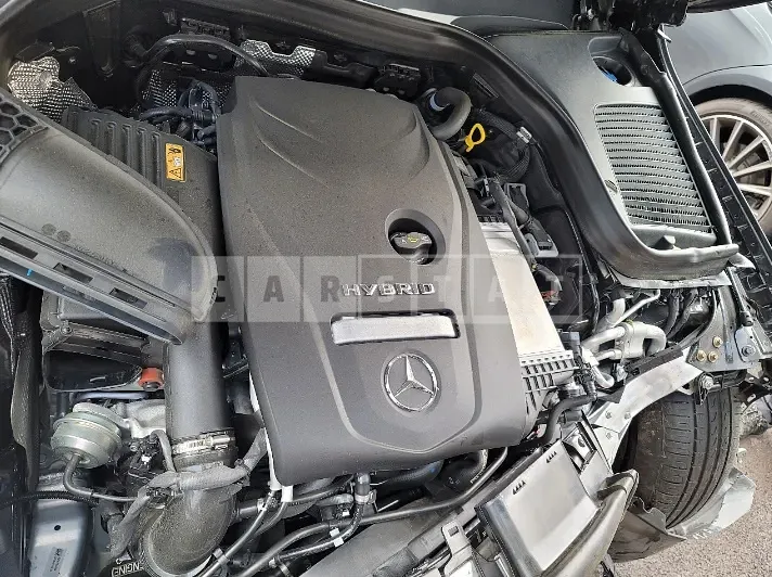 Photo 2 of 41: 2021 Mercedes-Benz GLC300 e 4Matic Coupe, VIN W1N0J5DBXMF904956 — Korean insurance auction