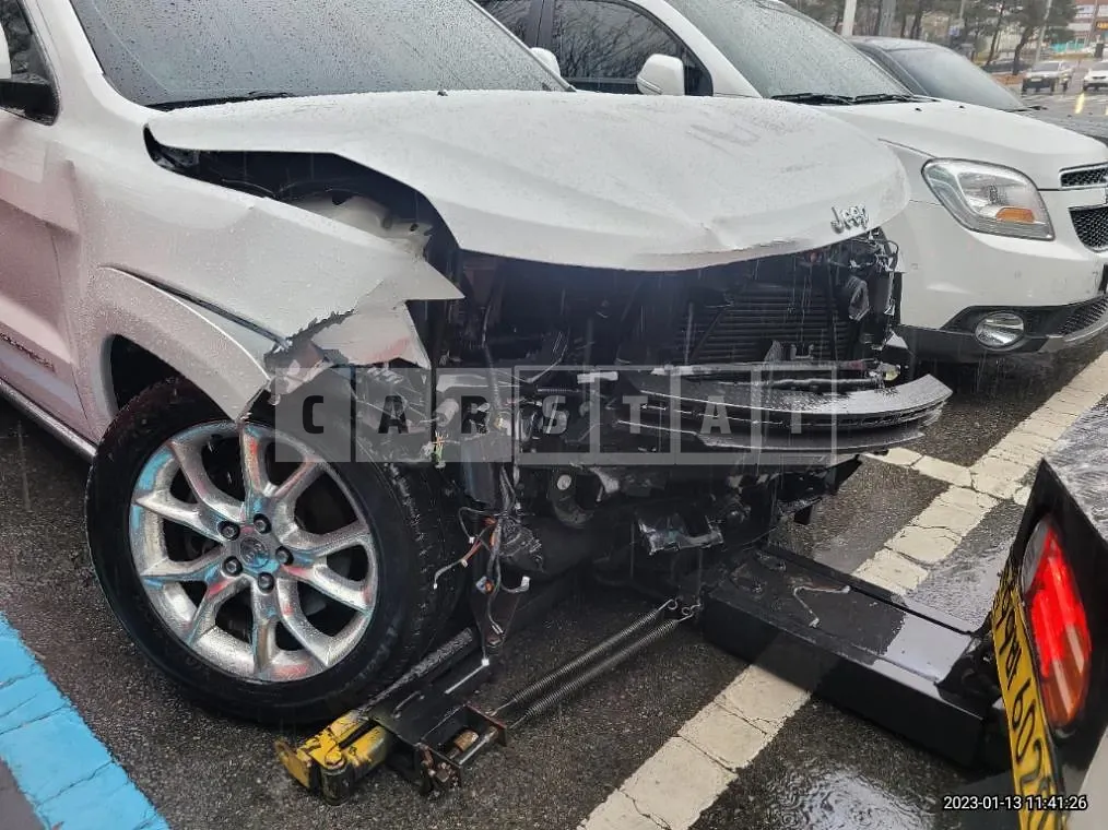 Photo 2 of 19: 2015 Jeep Zip Grand Cherokee — Korean insurance auction