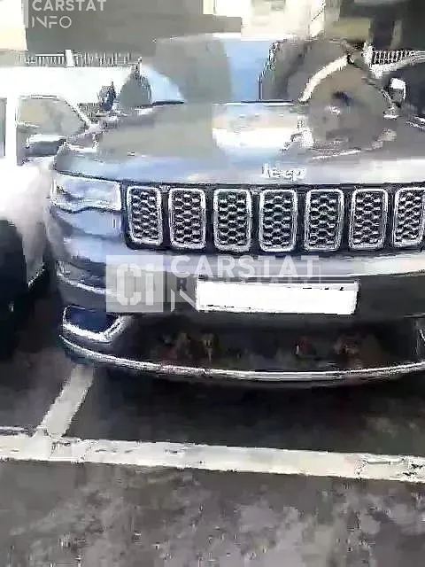 Photo 2 of 14: 2019 Jeep Straw Grand Cherokee, VIN 1C4RJFJG3KC796649 — Korean insurance auction
