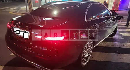 Photo 2 of 21: 2023 Mercedes-Benz E450 4Matic, VIN W1KZF5KB7PB179577 — Korean insurance auction