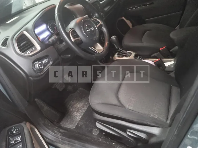 Photo 2 of 16: 2016 Jeep Zip Renegade, VIN 1C4BU0000GPD15550 — Korean insurance auction