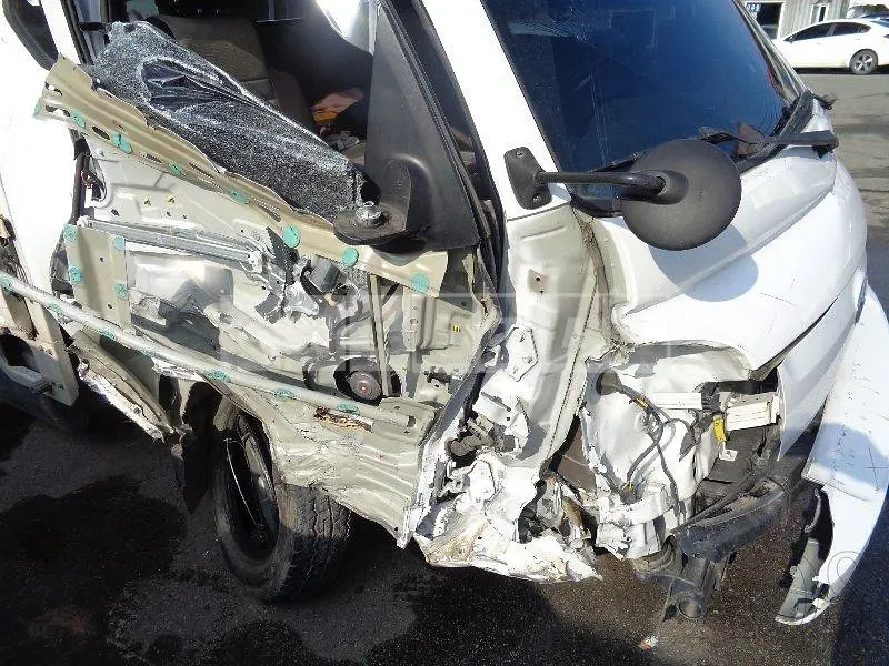 Photo 2 of 12: 2021 Hyundai Potter 2 Institutes, VIN KMFZCZ7NFMU021592 — Korean insurance auction
